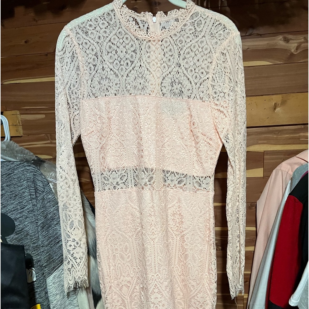 Lulus lace dress